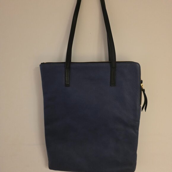 Handbag - Picture 1 of 6